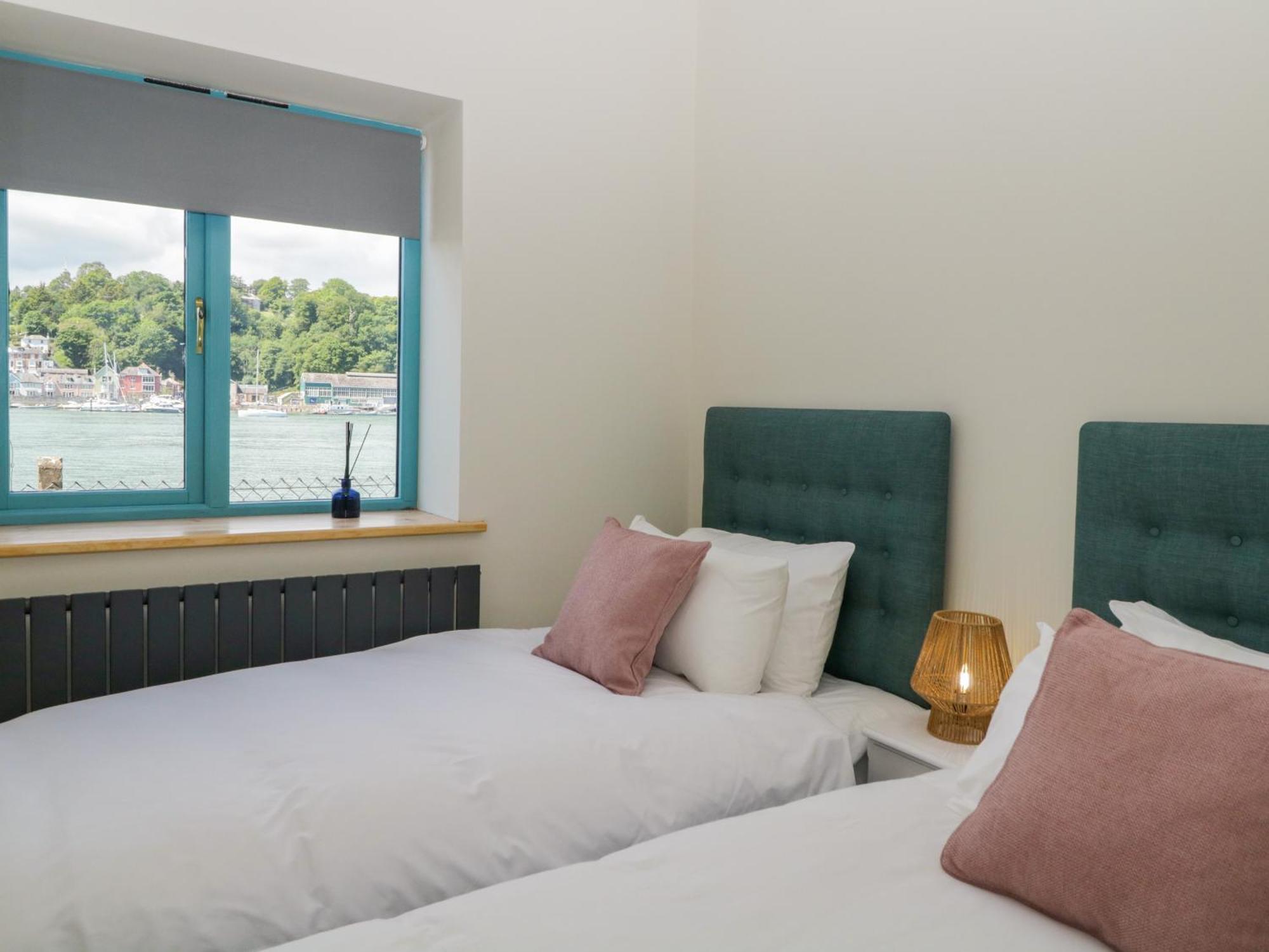 Britannia Crossings Cottage Dartmouth Ngoại thất bức ảnh